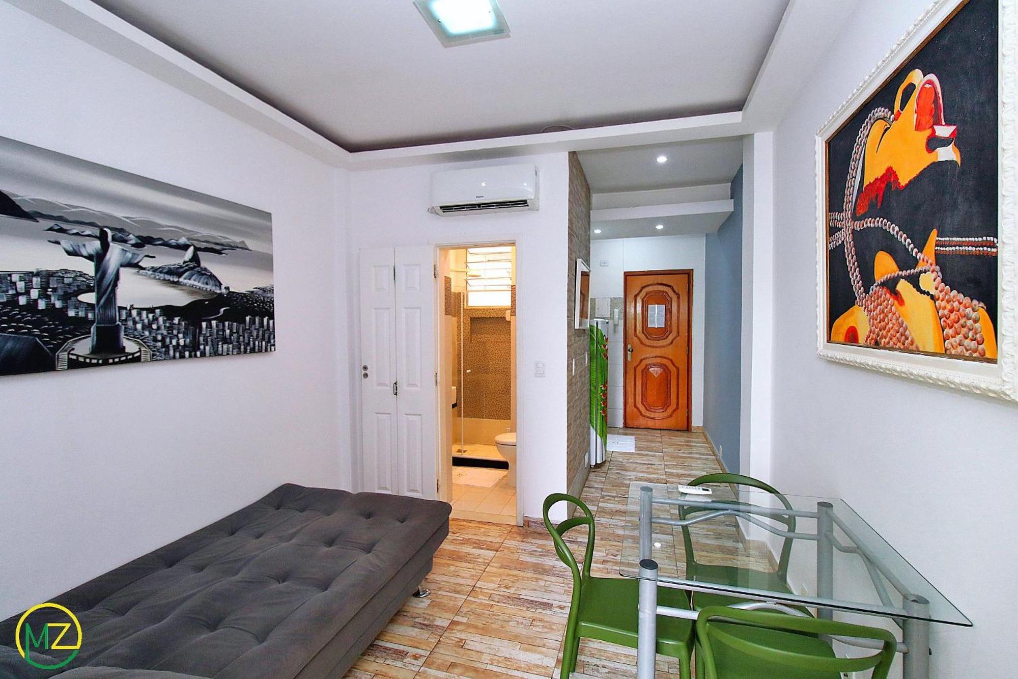 Com Vista Lateral A Apartamento *